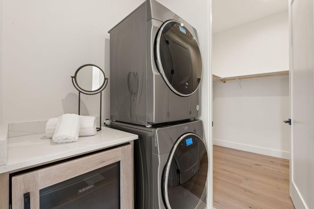 8601 Beverly Hills Avenue NE, Albuquerque, NM 87122