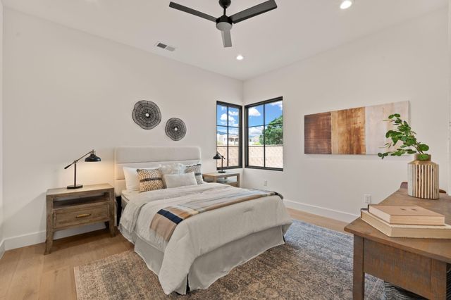 8601 Beverly Hills Avenue NE, Albuquerque, NM 87122