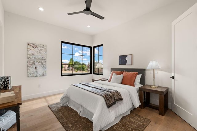 8601 Beverly Hills Avenue NE, Albuquerque, NM 87122