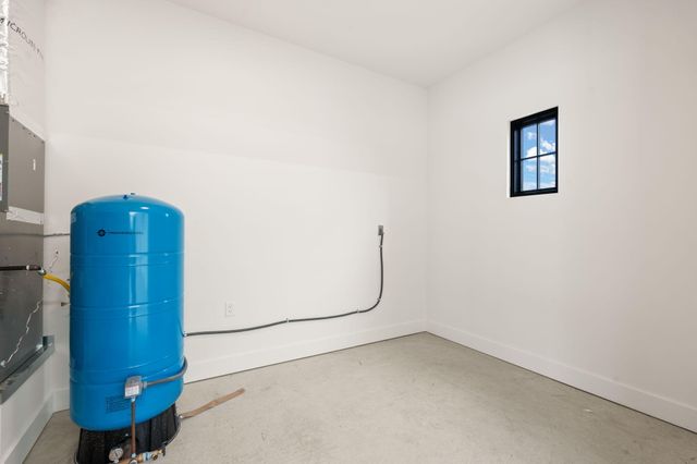 8601 Beverly Hills Avenue NE, Albuquerque, NM 87122