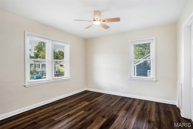 5336 Kirkland Drive, Normandy, MO 63121