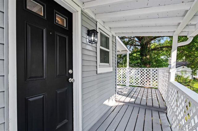 5336 Kirkland Drive, Normandy, MO 63121