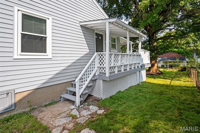 5336 Kirkland Drive, Normandy, MO 63121