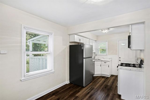 5336 Kirkland Drive, Normandy, MO 63121