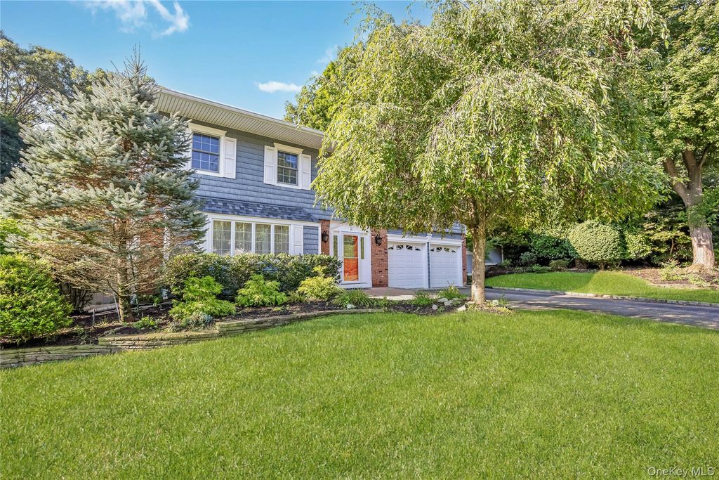 6 Mountain Laurel Lane, Kings Park, NY 11754 — photo 2