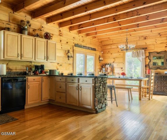 1229 Secona Way, Sevierville, TN 37876