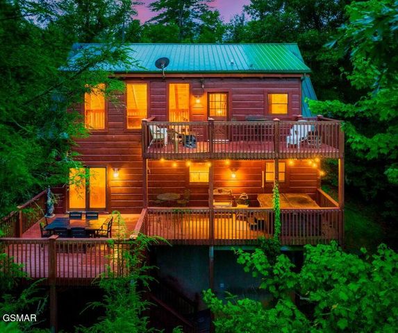 1229 Secona Way, Sevierville, TN 37876