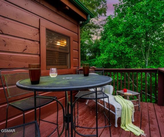 1229 Secona Way, Sevierville, TN 37876