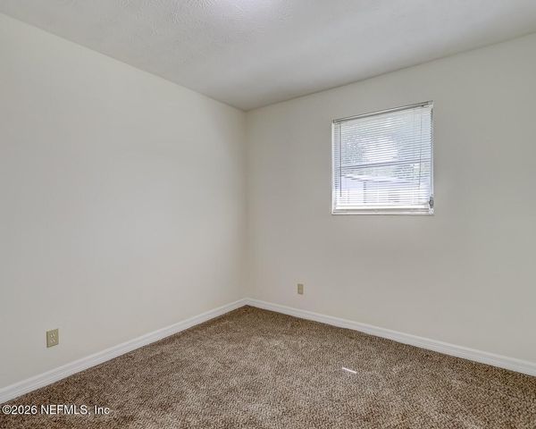 2554 RED ROBIN Drive E, Jacksonville, FL 32210