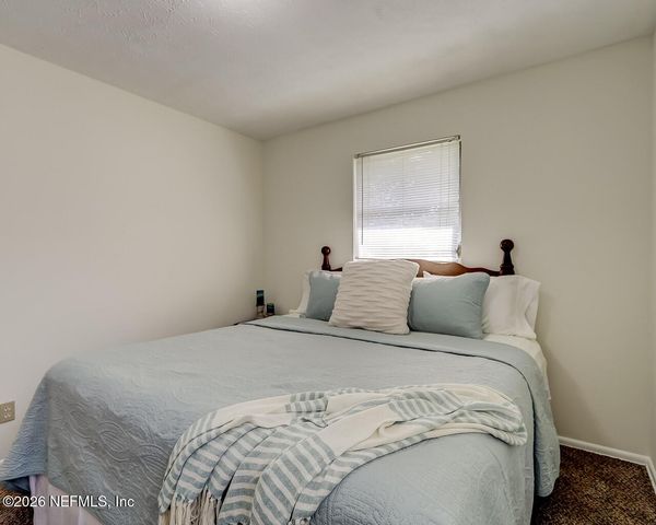 2554 RED ROBIN Drive E, Jacksonville, FL 32210