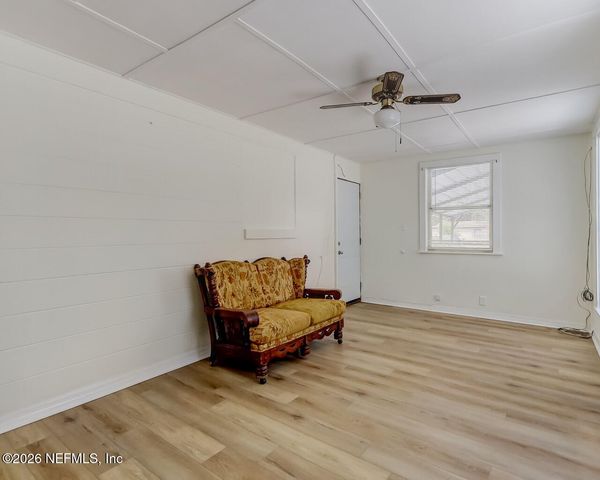 2554 RED ROBIN Drive E, Jacksonville, FL 32210