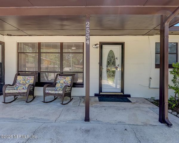 2554 RED ROBIN Drive E, Jacksonville, FL 32210