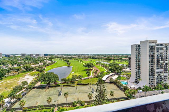 2400 Presidential Way 1706, West Palm Beach, FL 33401