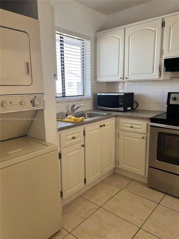 6081 W 24th Ave 204, Hialeah, FL 33016