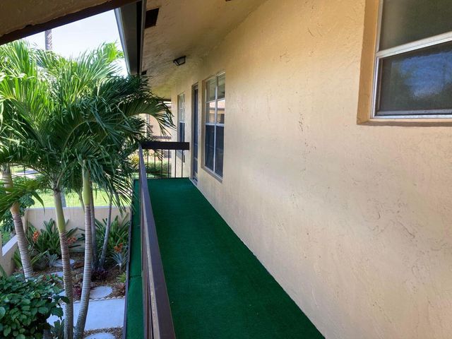 13777 Via Aurora B, Delray Beach, FL 33484