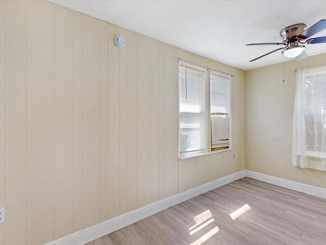 2017 MILLER BOULEVARD, Fruitland Park, FL 34731