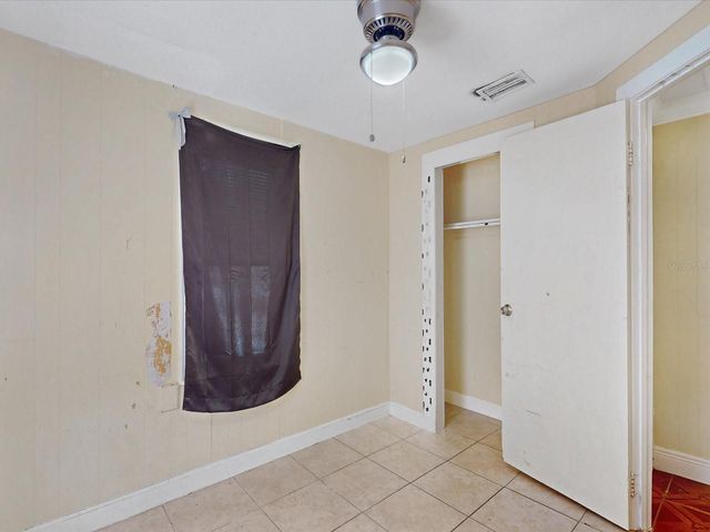 2017 MILLER BOULEVARD, Fruitland Park, FL 34731