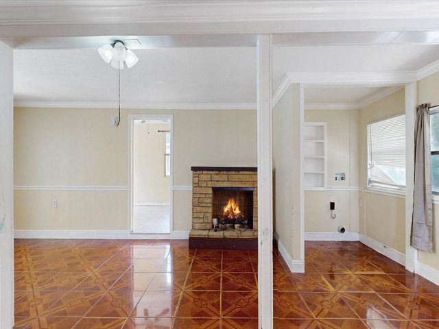 2017 MILLER BOULEVARD, Fruitland Park, FL 34731