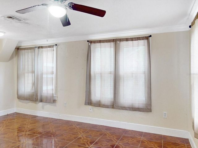 2017 MILLER BOULEVARD, Fruitland Park, FL 34731