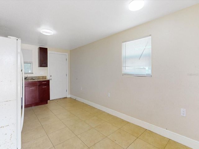 2017 MILLER BOULEVARD, Fruitland Park, FL 34731