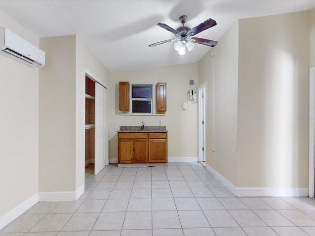 2017 MILLER BOULEVARD, Fruitland Park, FL 34731