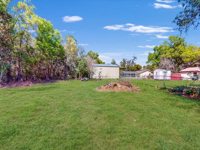 2017 MILLER BOULEVARD, Fruitland Park, FL 34731