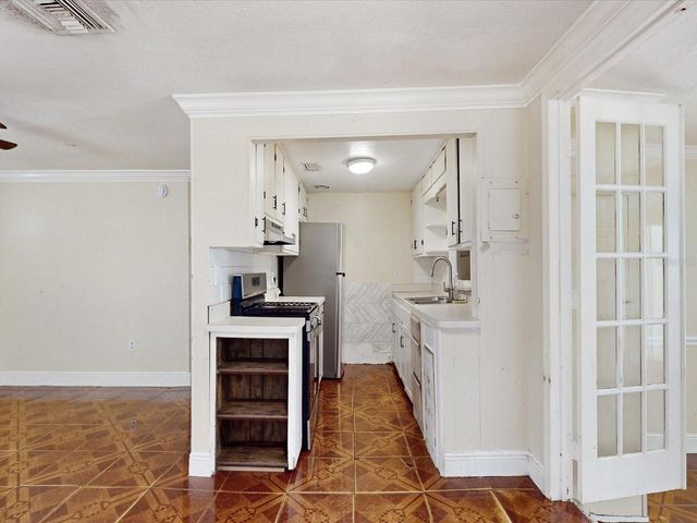 2017 MILLER BOULEVARD, Fruitland Park, FL 34731