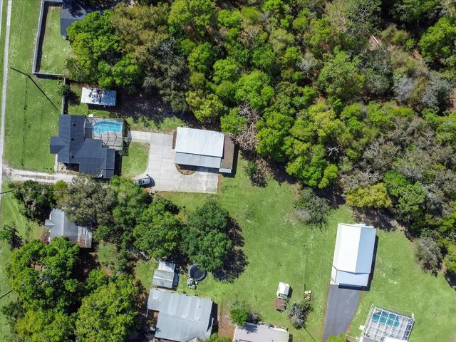 2017 MILLER BOULEVARD, Fruitland Park, FL 34731