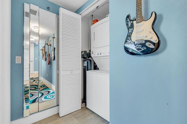 2641 N Flamingo Rd 1105N, Sunrise, FL 33323