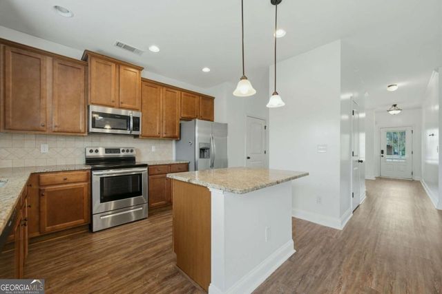 1995 Bridgewater Pass, Hampton, GA 30228