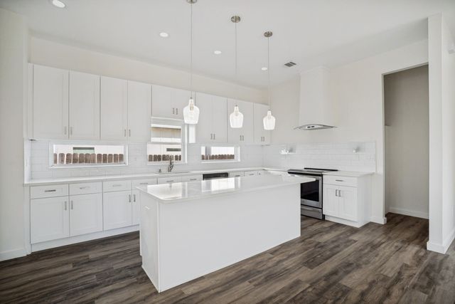 315 Lois Street, Roanoke, TX 76262