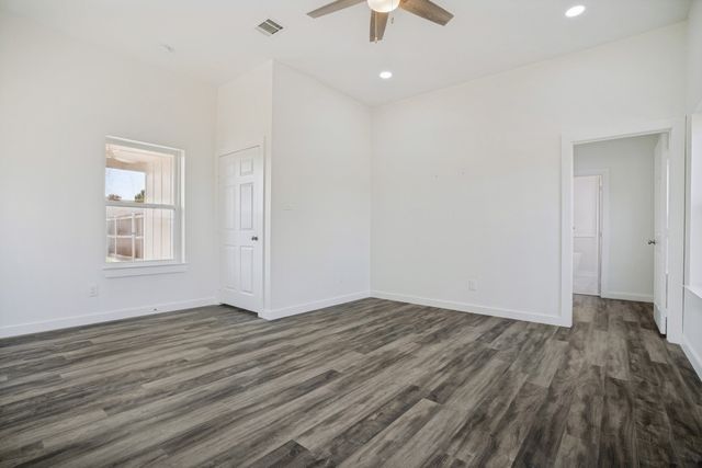315 Lois Street, Roanoke, TX 76262