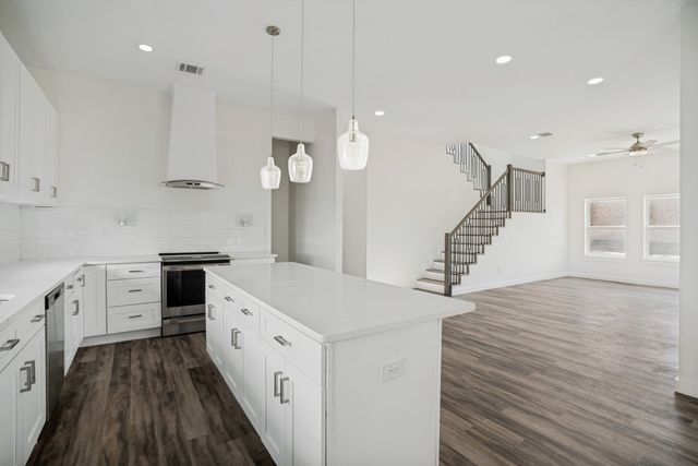 315 Lois Street, Roanoke, TX 76262