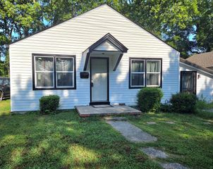 153 N. Mcpherson Ave., Hopkinsville, KY 42240