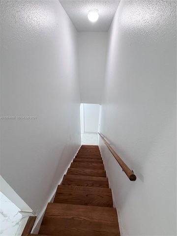 9365 Fontainebleau Blvd E218, Miami, FL 33172