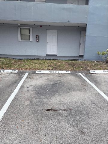 9365 Fontainebleau Blvd E218, Miami, FL 33172