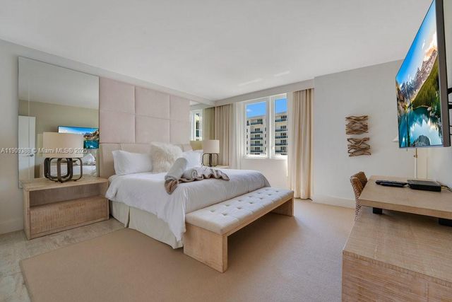 102 24th St 1204, Miami Beach, FL 33139