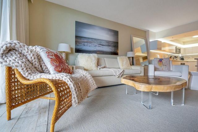 102 24th St 1204, Miami Beach, FL 33139