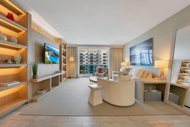 102 24th St 1204, Miami Beach, FL 33139