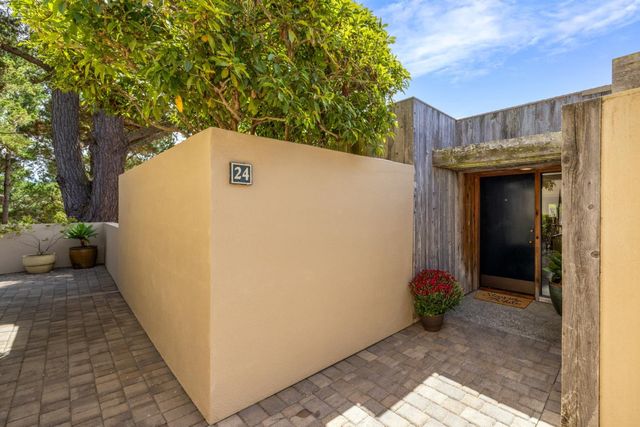 24520 Outlook Drive 24, Carmel, CA 93923