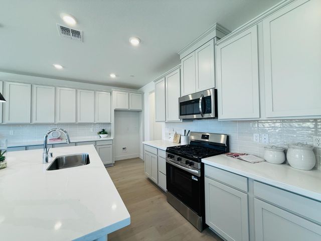 10116 Keynote St, Roseville, CA 95747