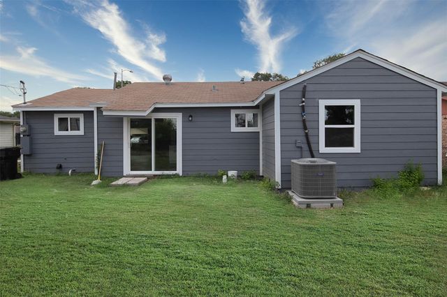 3205 Stallings Drive, Houston, TX 77088