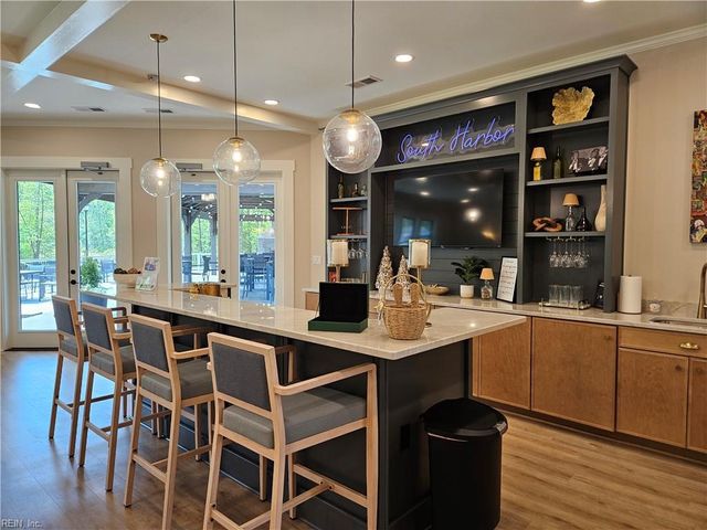 23082 Retreat LN, Carrollton, VA 23314