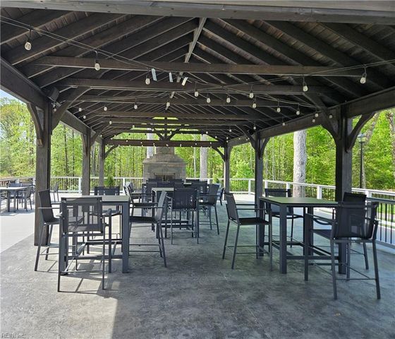 23082 Retreat LN, Carrollton, VA 23314