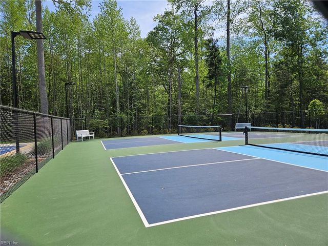 23082 Retreat LN, Carrollton, VA 23314