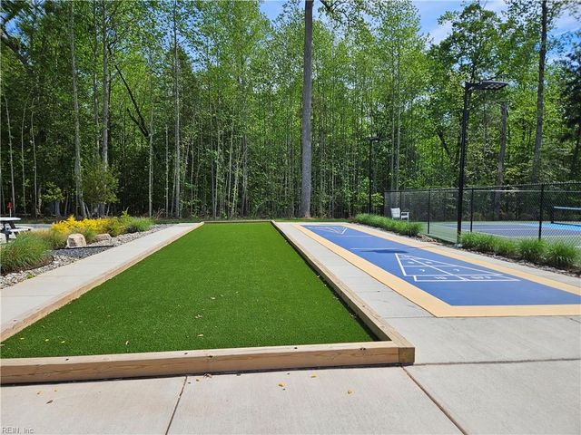 23082 Retreat LN, Carrollton, VA 23314