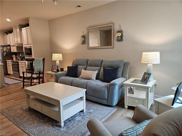 23082 Retreat LN, Carrollton, VA 23314
