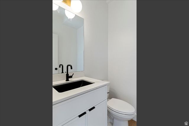 5853 N JEEDER DR #8, Mountain Green, UT 84050