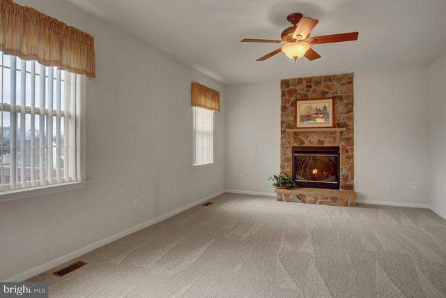 108 BRIDLE HILL CT, Chambersburg, PA 17202