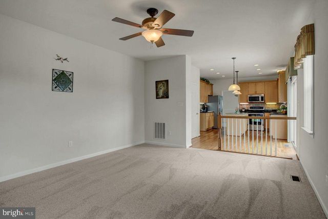 108 BRIDLE HILL CT, Chambersburg, PA 17202